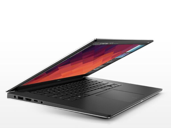 DELL Precision 5520 | Corei7-6820HQ | 16G Ram | 512G SSD | Nvidia Quadro 4 GB M1200